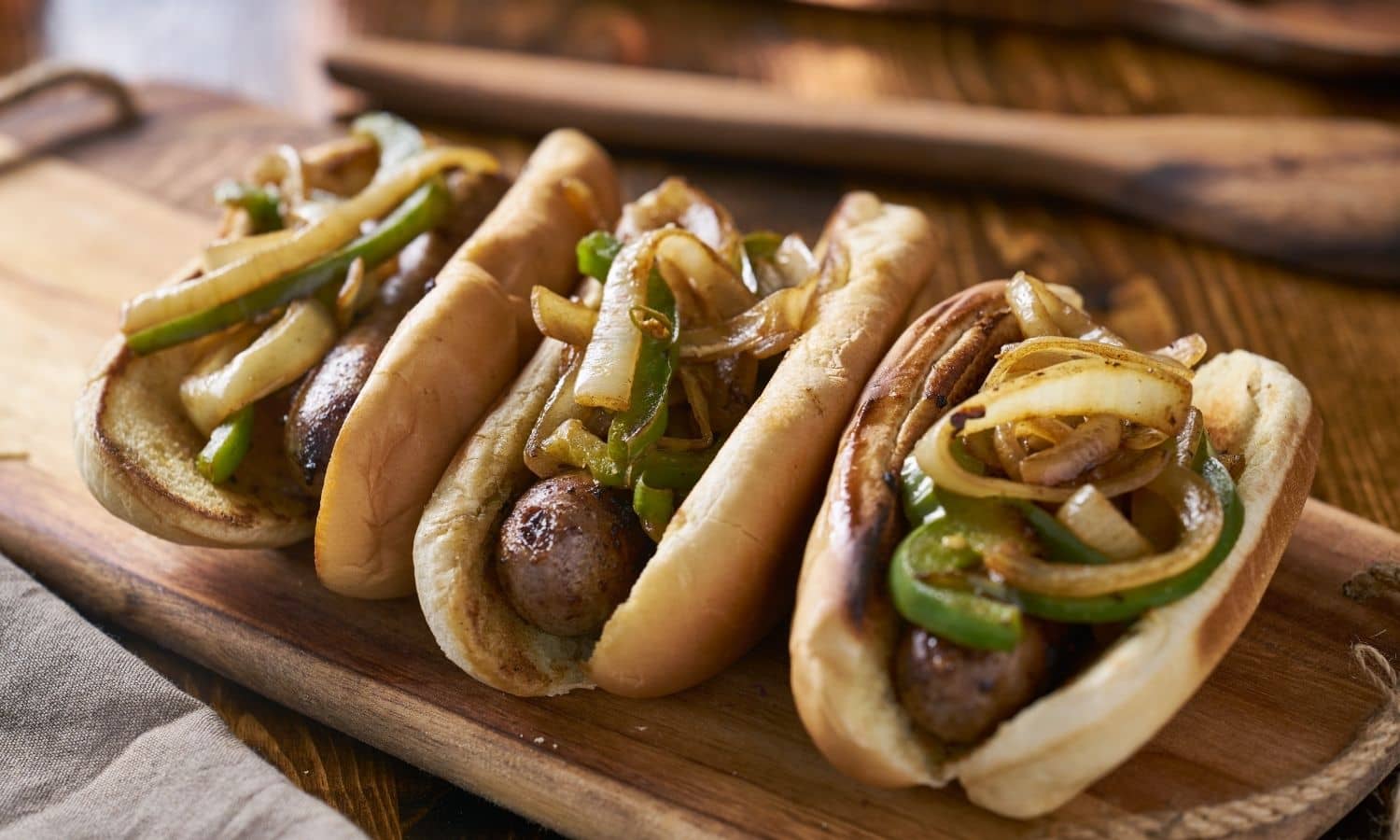 Green Pepper & Onion Bratwurst